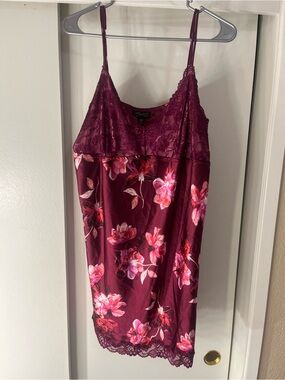 Floral Lace Trim Burgundy Chemise